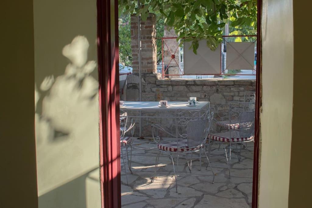 Traditional Stone House - Matella